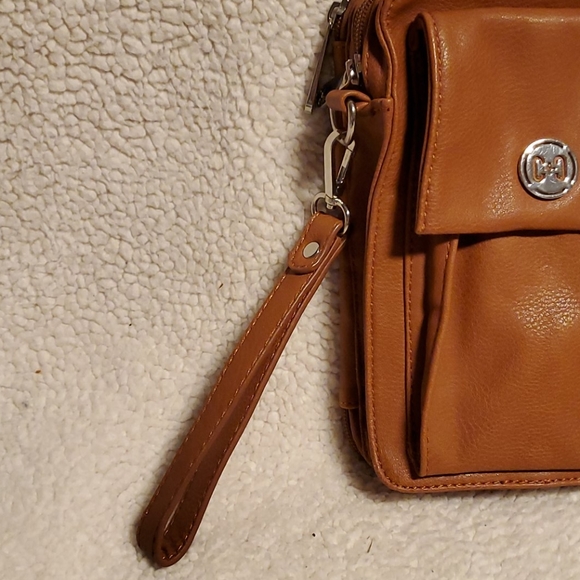 Coco + Carmen Crossbody/Wristlet - Picture 8 of 11